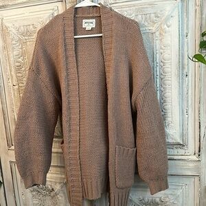 American Eagle brown oversized cardigan with big pockets